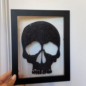 Glitter skull art